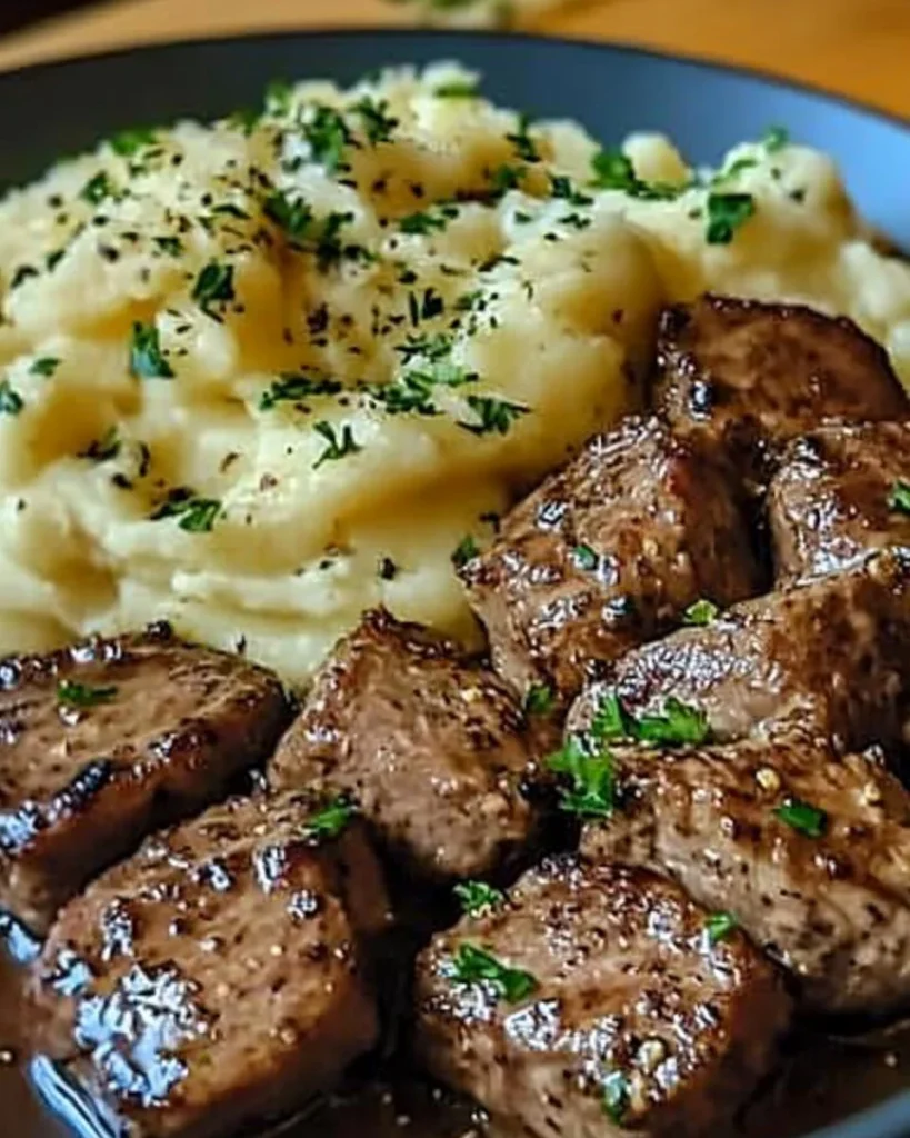 Garlic Butter Beef Bites with Creamy Mashed Potatoes