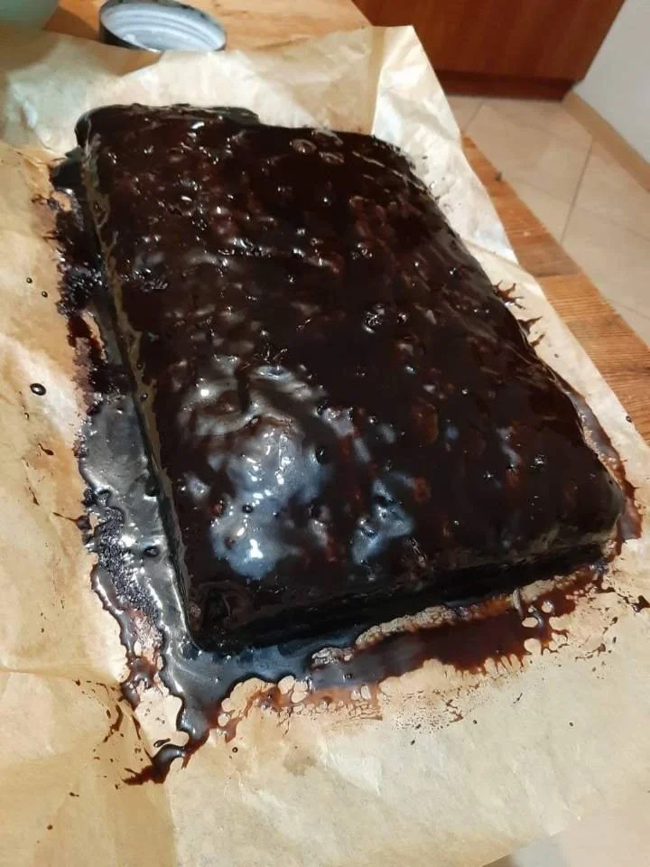 Murzynek z Jabłkami - ciasto czekoladowe z dodatkiem świeżych jabłek