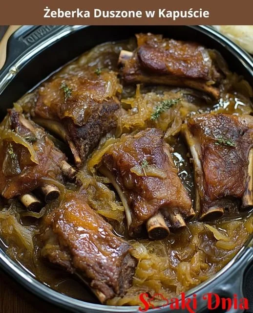 Żeberka Duszone w Kapuście